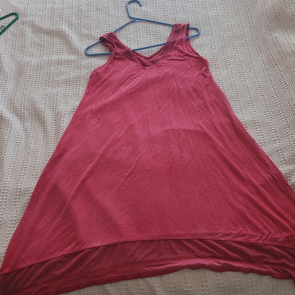 Sleeveless dress below knee length